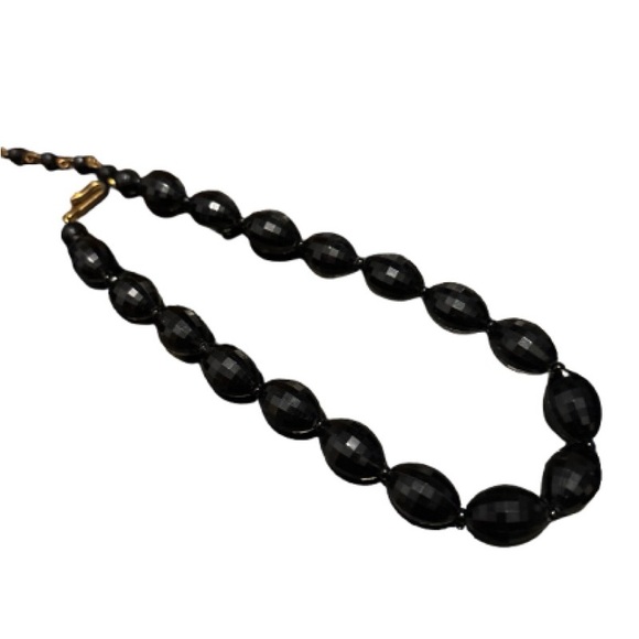 Elegant Black Bead Necklace - vintage 16” - Picture 4 of 9